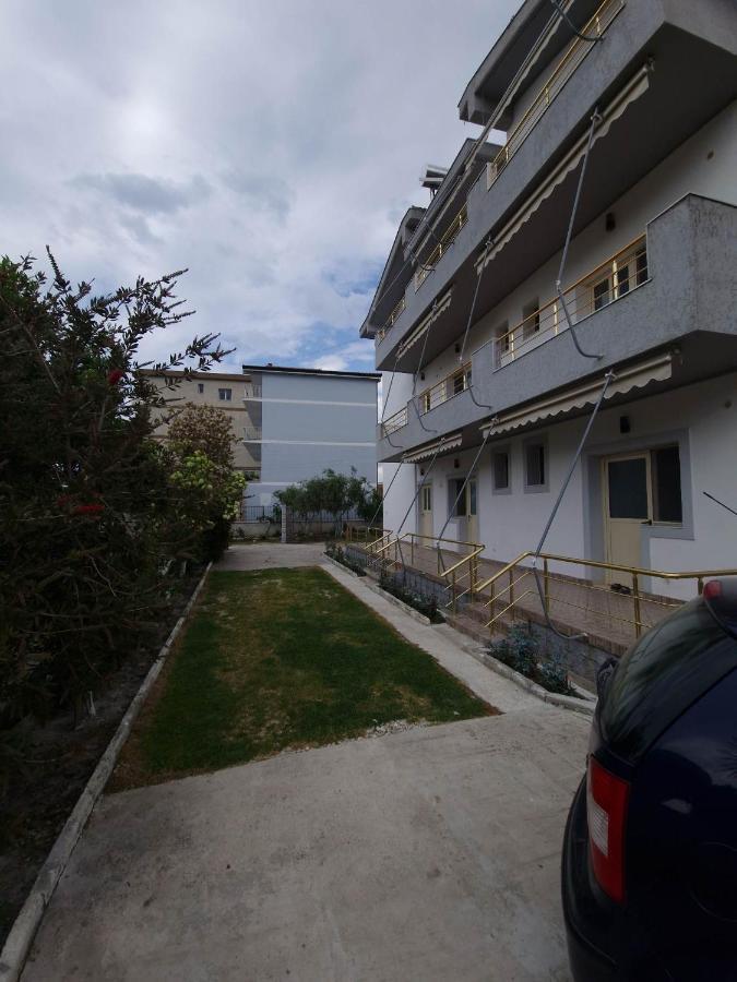 شقة أوريكوم  في Apartmet Dritan Belulaj المظهر الخارجي الصورة